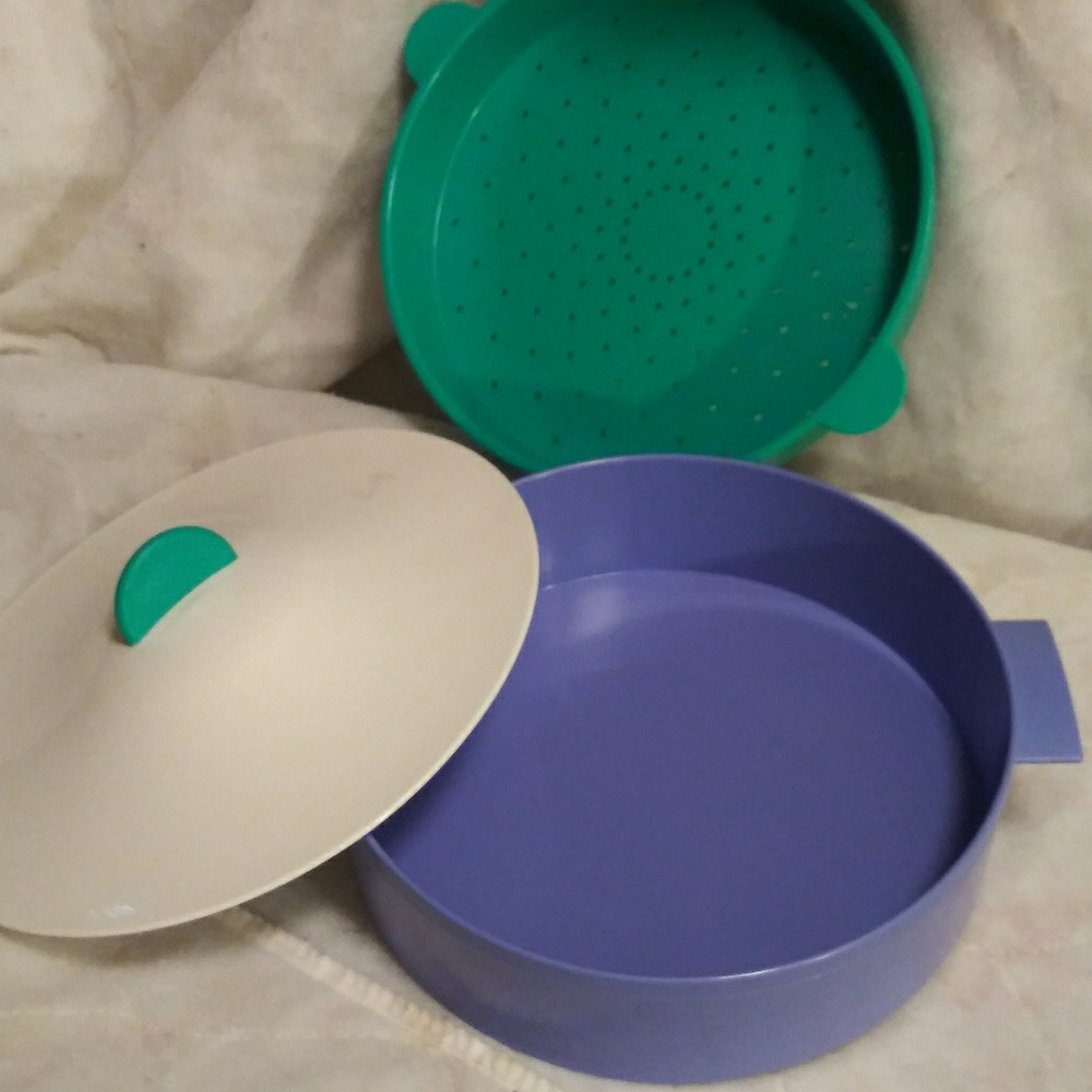 Tupperware steamer